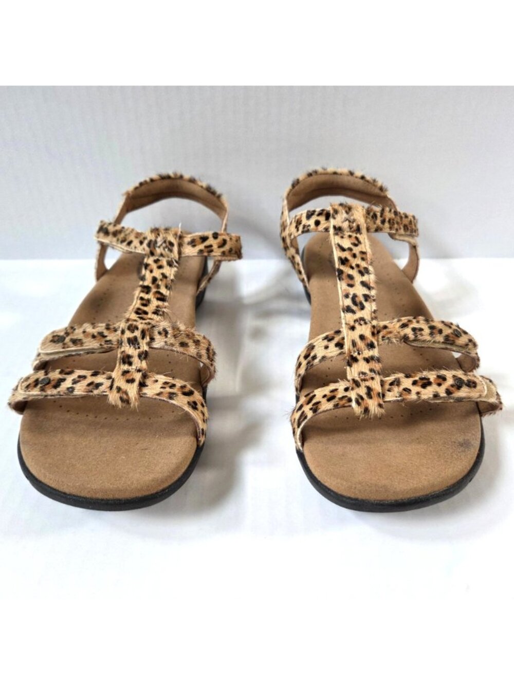 Taos Sandals 9 Trophy 2 Beige Cheetah Pony Hair Leather T Strap Comfort Shoes - Picture 6 of 11